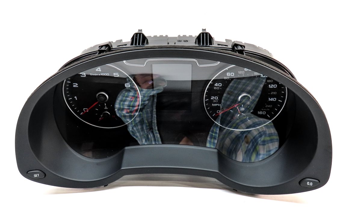 Thumbnail 13: 18 AUDI Q3 8U 2.0L TURBO CCTA SPEEDOMETER ECU IMMOBILIZER MODULE KEY SET (95k)