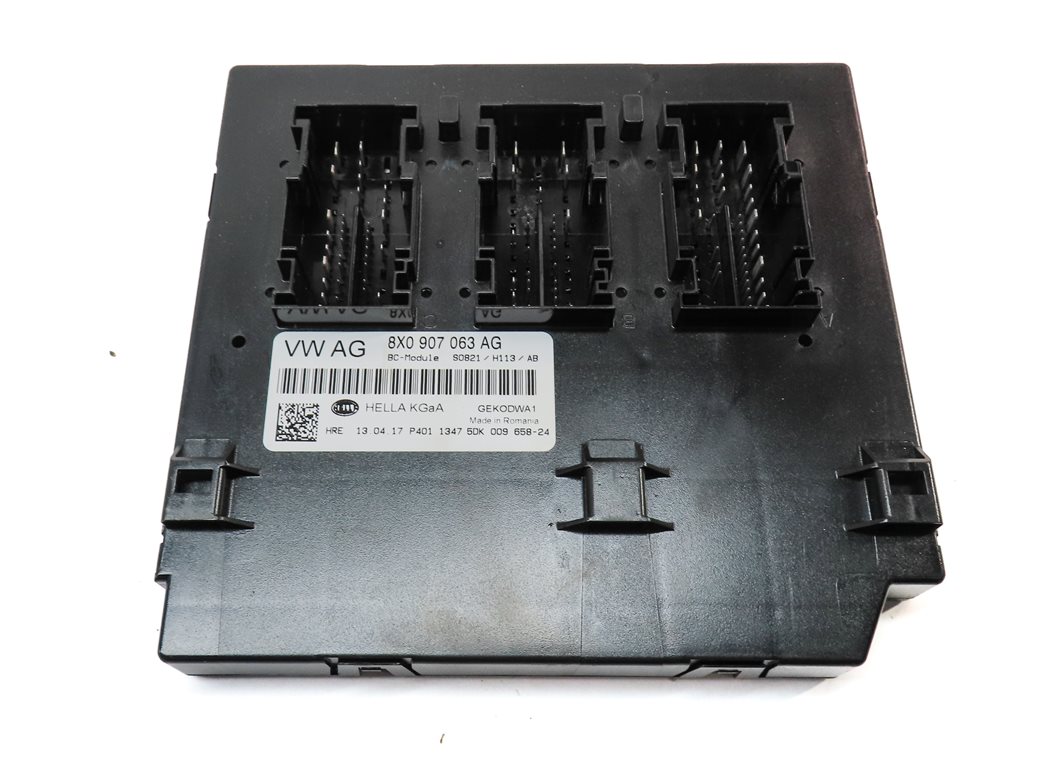 Thumbnail 5: 18 AUDI Q3 8U 2.0L TURBO CCTA SPEEDOMETER ECU IMMOBILIZER MODULE KEY SET (95k)