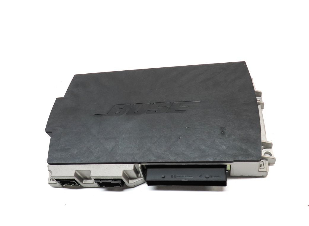 Thumbnail 2: 2015-2018 AUDI Q3 (8U) RADIO STEREO ENTERTAINMENT BOSE AUDIO AMPLIFIER AMP