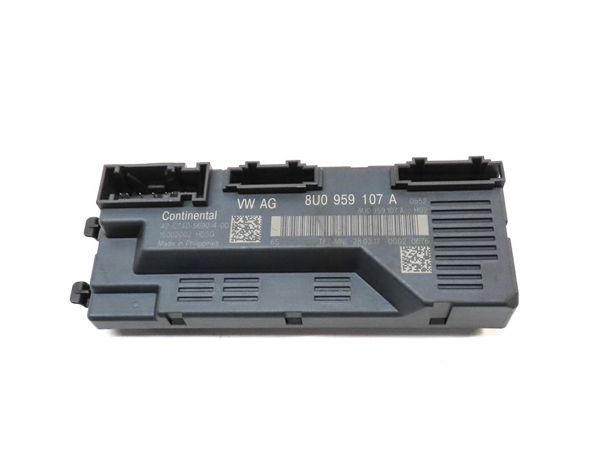 Thumbnail 2: 2018 AUDI Q3 (8U) REAR TRUNK AUTOMATIC OPEN LIFT LIFTGATE CONTROL MODULE