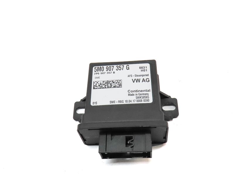 Thumbnail 2: 2018 AUDI Q3 (8U) LED HEADLIGHT LEVELING CONTROL MODULE