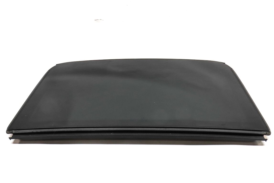 Thumbnail 4: 2015-2018 AUDI Q3 (8U) REAR STATIONARY PANORAMIC SUNROOF SUN ROOF GLASS WINDOW
