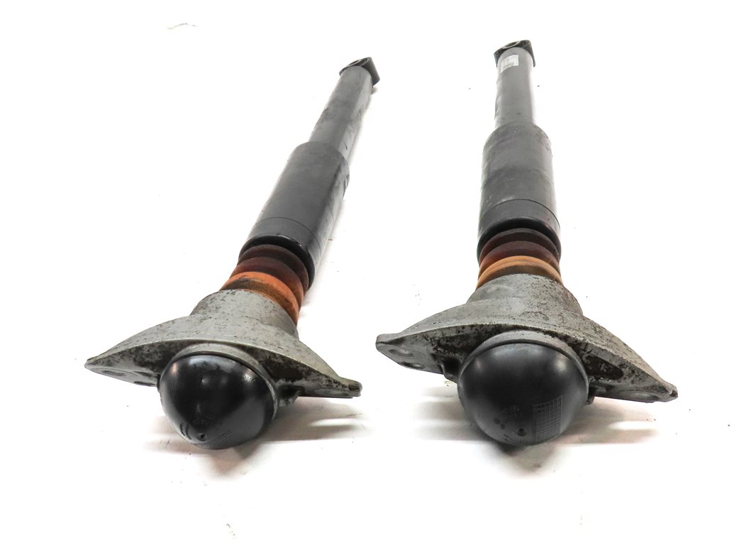 Thumbnail 5: 2018 AUDI Q3 (8U) REAR LEFT & RIGHT SUSPENSION SHOCK STRUT SET-2