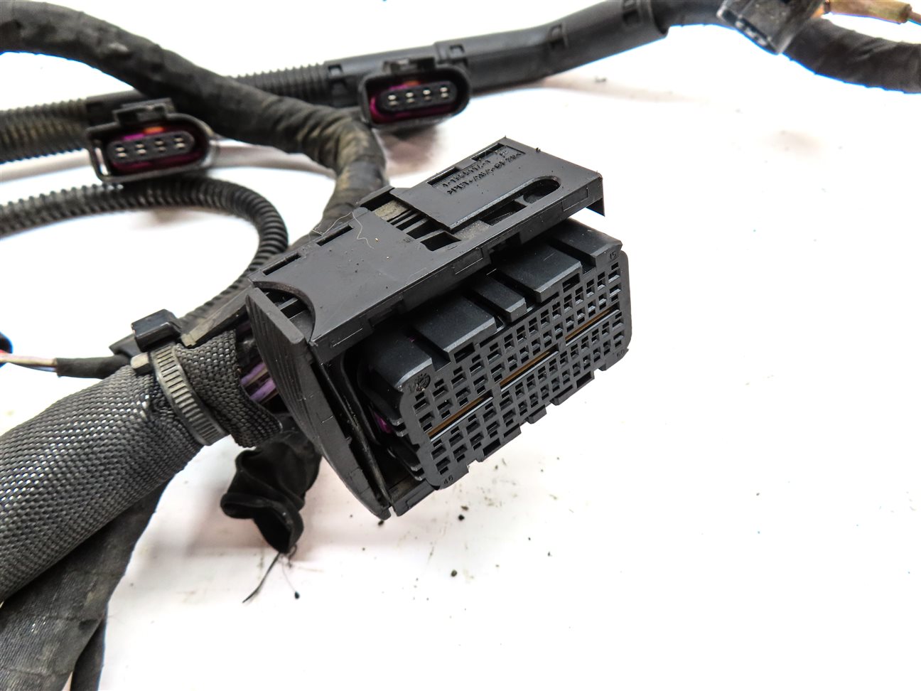 Thumbnail 8: 2018 AUDI Q3 (8U) AUTO A/T 2.0L CCTA TURBO ENGINE WIRE WIRING HARNESS LOOM