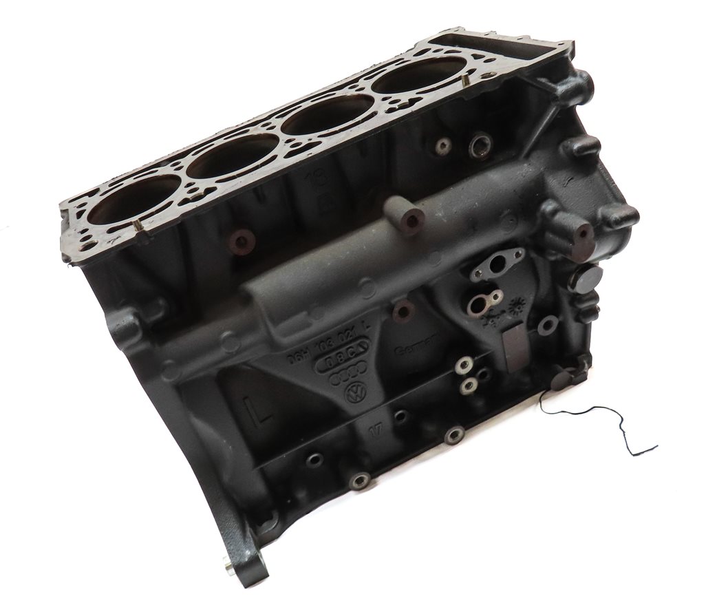 Thumbnail 3: 2014-2018 AUDI Q3 (8U) VW CC EOS TIGUAN 2.0L TURBO ENGINE CYLINDER BLOCK BARE