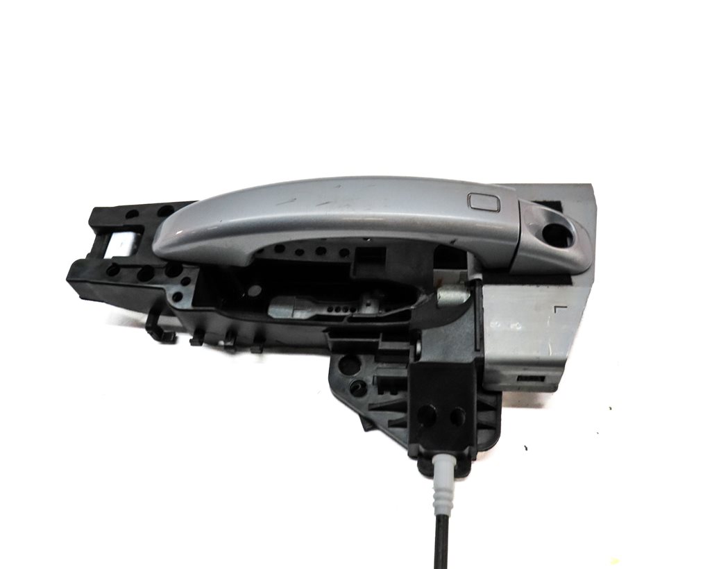 Thumbnail 4: 2015-2018 AUDI Q3 (8U) FRONT LEFT DRIVER DOOR HANDLE (Silver)