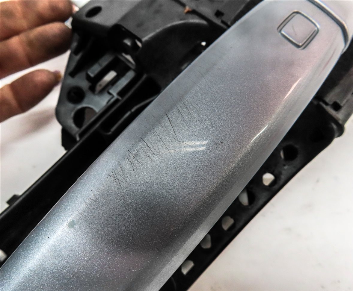 Thumbnail 6: 2015-2018 AUDI Q3 (8U) RIGHT FRONT PASSENGER DOOR HANDLE (Silver)