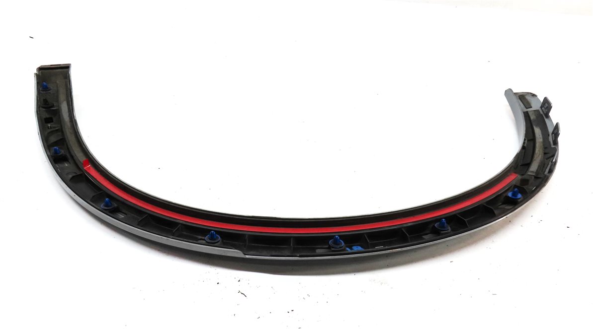 Thumbnail 5: 2018 AUDI Q3 (8U) REAR LEFT WHEEL WELL WHEEL ARCH MOULDING TRIM (Silver)