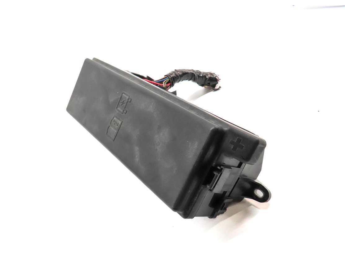 Thumbnail 3: 2014 RANGE ROVER SPORT (L494) 3.0L SUPERCHARGED ENGINE FUSE BOX