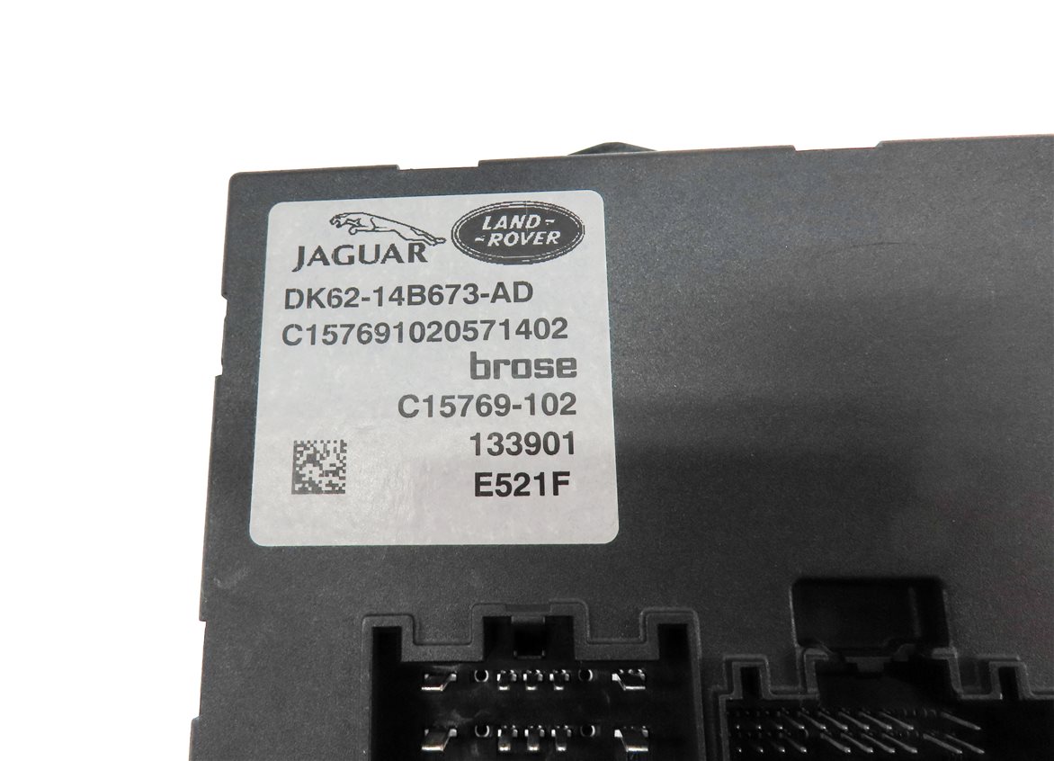 Thumbnail 4: 2014-2015 RANGE ROVER SPORT (L494) REAR TRUNK LIFT LIFTGATE CONTROL MODULE