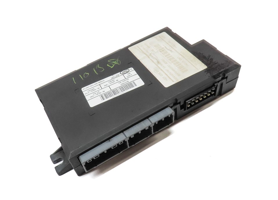 Thumbnail 3: 2014 RANGE ROVER SPORT (L494) FRONT RIGHT PASSENGER SEAT CONTROL MODULE