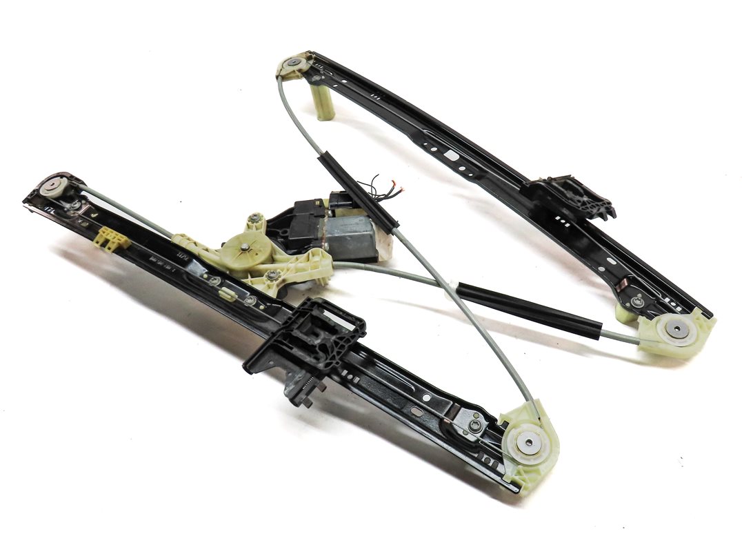 2014-2020 RANGE ROVER SPORT (L494) REAR RIGHT DOOR WINDOW REGULATOR w/ MOTOR
