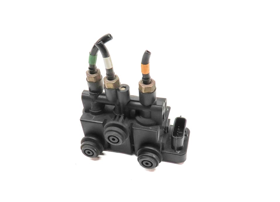 Thumbnail 2: 2014 RANGE ROVER SPORT (L494) AIR SUSPENSION CONTROL VALVE BLOCK