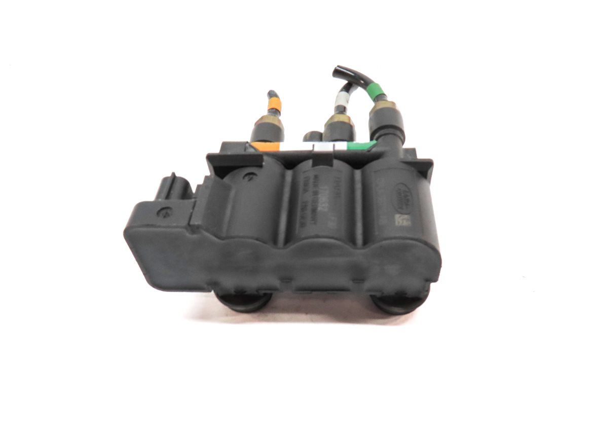 Thumbnail 5: 2014 RANGE ROVER SPORT (L494) AIR SUSPENSION CONTROL VALVE BLOCK