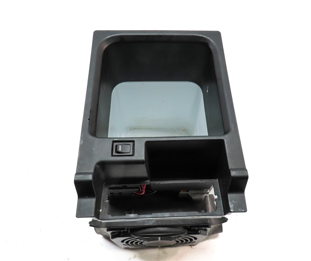 Thumbnail 5: 14-20 ROVER SPORT (L494) FRONT CENTER CONSOLE REFRIGEATOR BOX COOLER COMPARTMENT