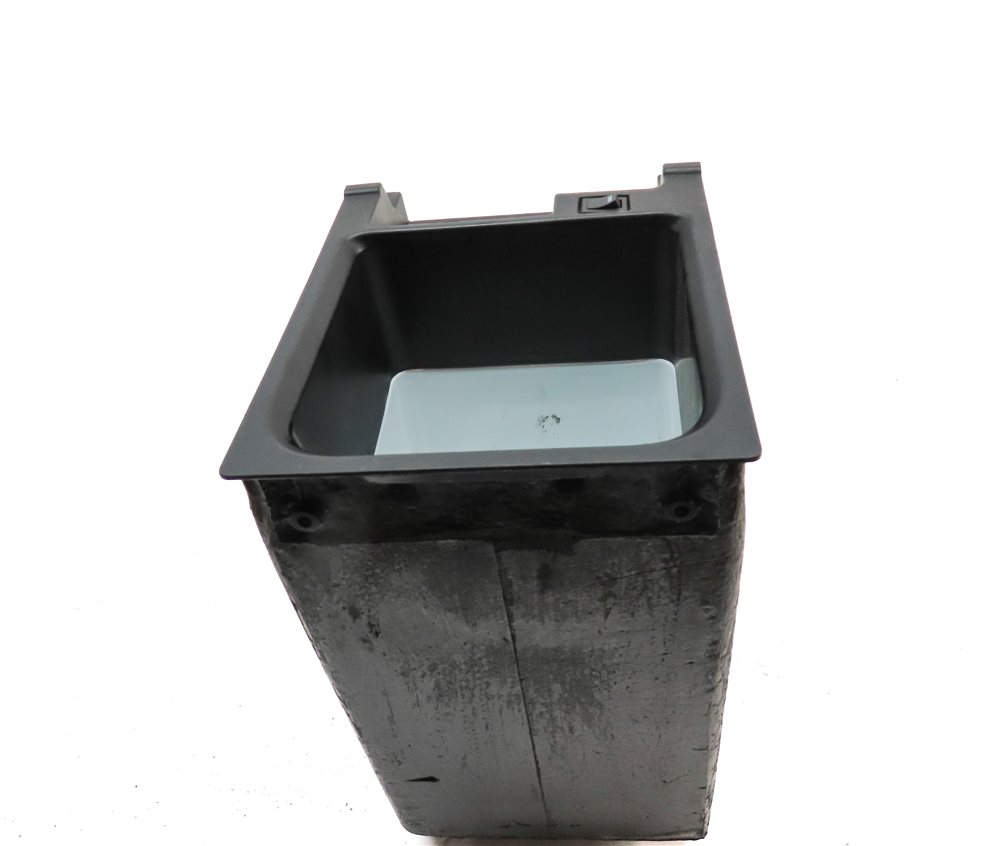 Thumbnail 6: 14-20 ROVER SPORT (L494) FRONT CENTER CONSOLE REFRIGEATOR BOX COOLER COMPARTMENT