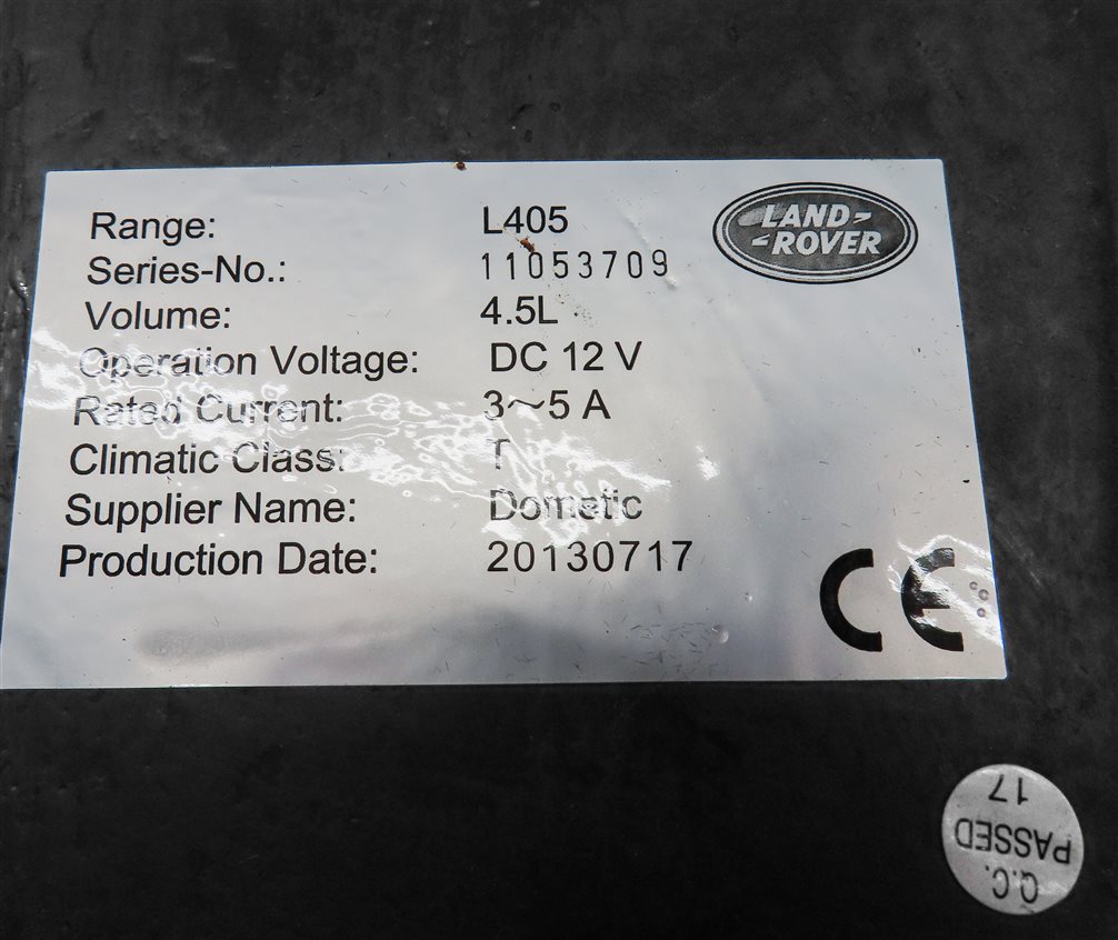 Thumbnail 9: 14-20 ROVER SPORT (L494) FRONT CENTER CONSOLE REFRIGEATOR BOX COOLER COMPARTMENT