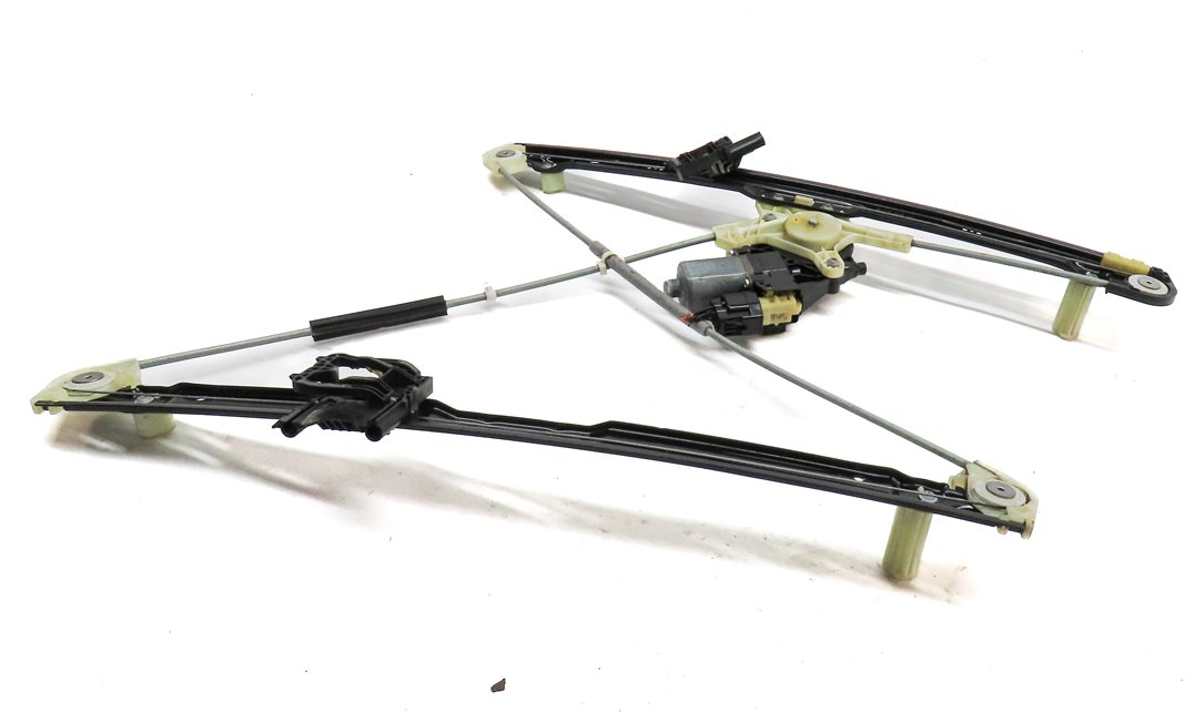 14-20 RANGE ROVER SPORT (L494) FRONT RIGHT PASSENGER WINDOW REGULATOR w/ MOTOR