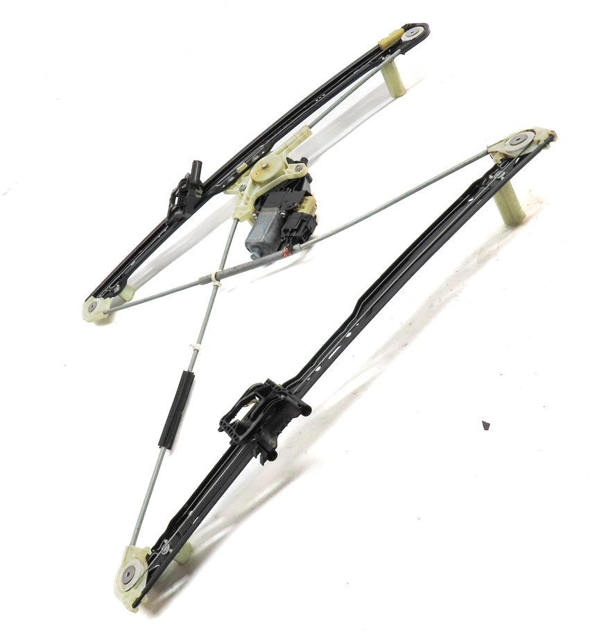 Thumbnail 3: 14-20 RANGE ROVER SPORT (L494) FRONT RIGHT PASSENGER WINDOW REGULATOR w/ MOTOR