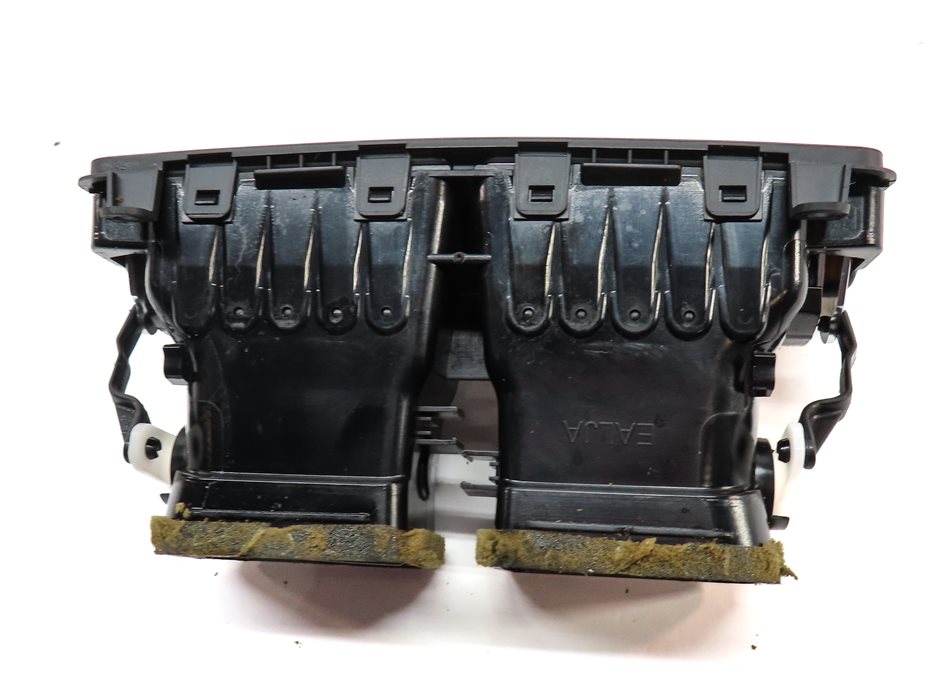 Thumbnail 5: 2014 RANGE ROVER SPORT (L494) REAR CENTER CONSOLE HEAT AIR AC DUAL VENT (Black)