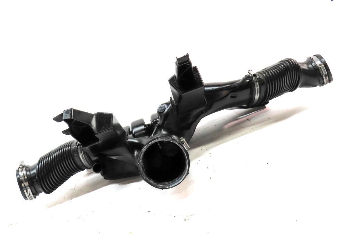 Thumbnail 2: 2014 RANGE ROVER SPORT (L494) 3.0L SUPER ENGINE AIR INTAKE RESONATOR TUBE PIPE