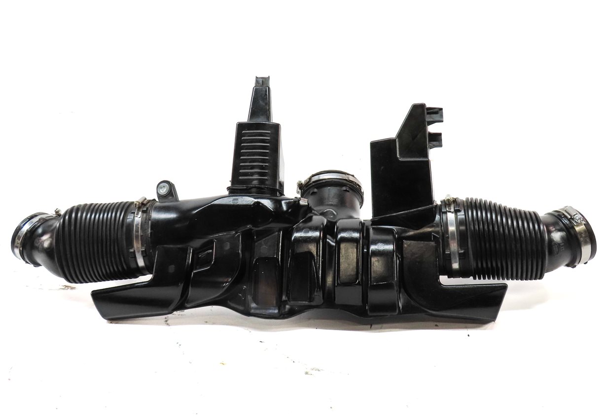 Thumbnail 5: 2014 RANGE ROVER SPORT (L494) 3.0L SUPER ENGINE AIR INTAKE RESONATOR TUBE PIPE
