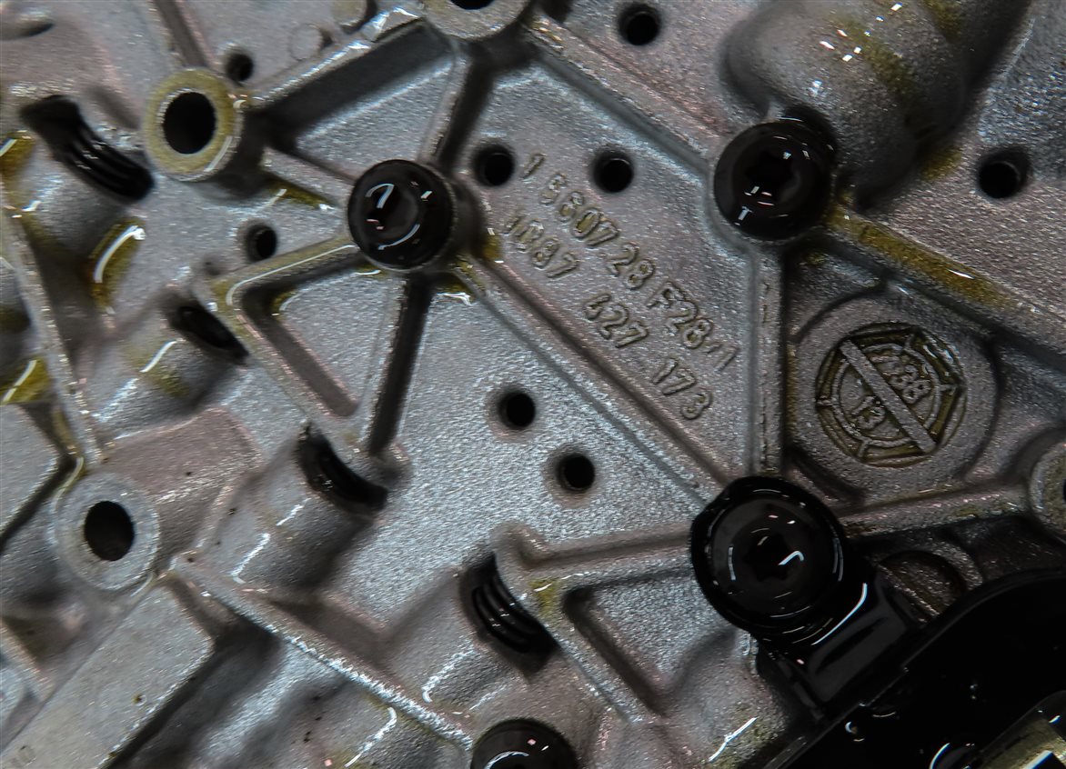 Thumbnail 7: 14-16 LR4 RANGE ROVER SPORT (L494) 3.0L 8HP-70 AUTOMATIC TRANSMISSION VALVE BODY