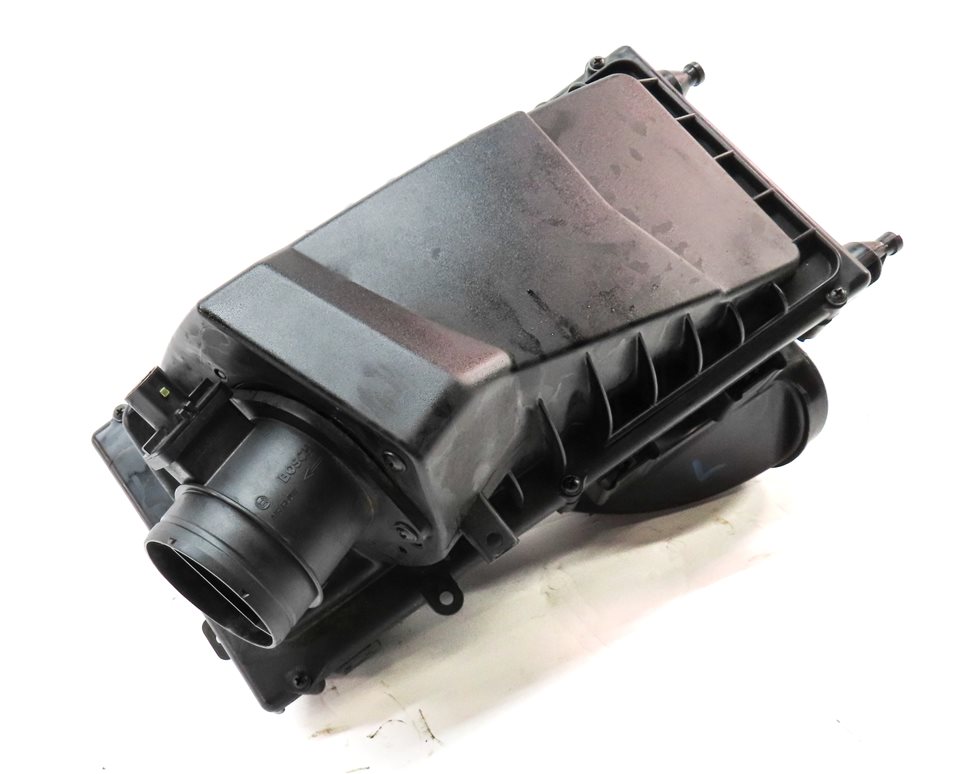 13-14 RANGE ROVER SPORT (L405 L494) 3.0L 5.0L LEFT AIR INTAKE CLEANER FILTER BOX