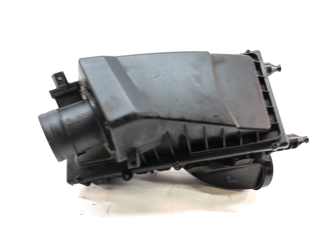 Thumbnail 2: 13-14 RANGE ROVER SPORT (L405 L494) 3.0L 5.0L LEFT AIR INTAKE CLEANER FILTER BOX