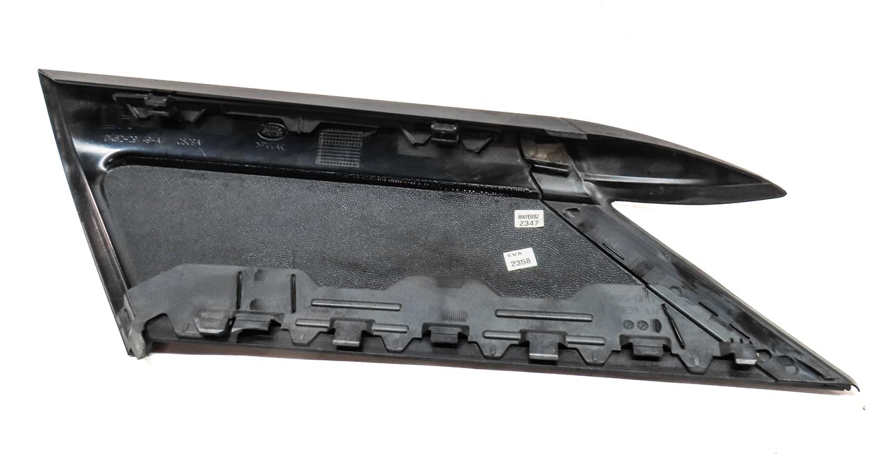 Thumbnail 5: 2014 RANGE ROVER SPORT (L494) REAR LEFT D PILLAR TRIM MOULDING (GLOSS BLACK)