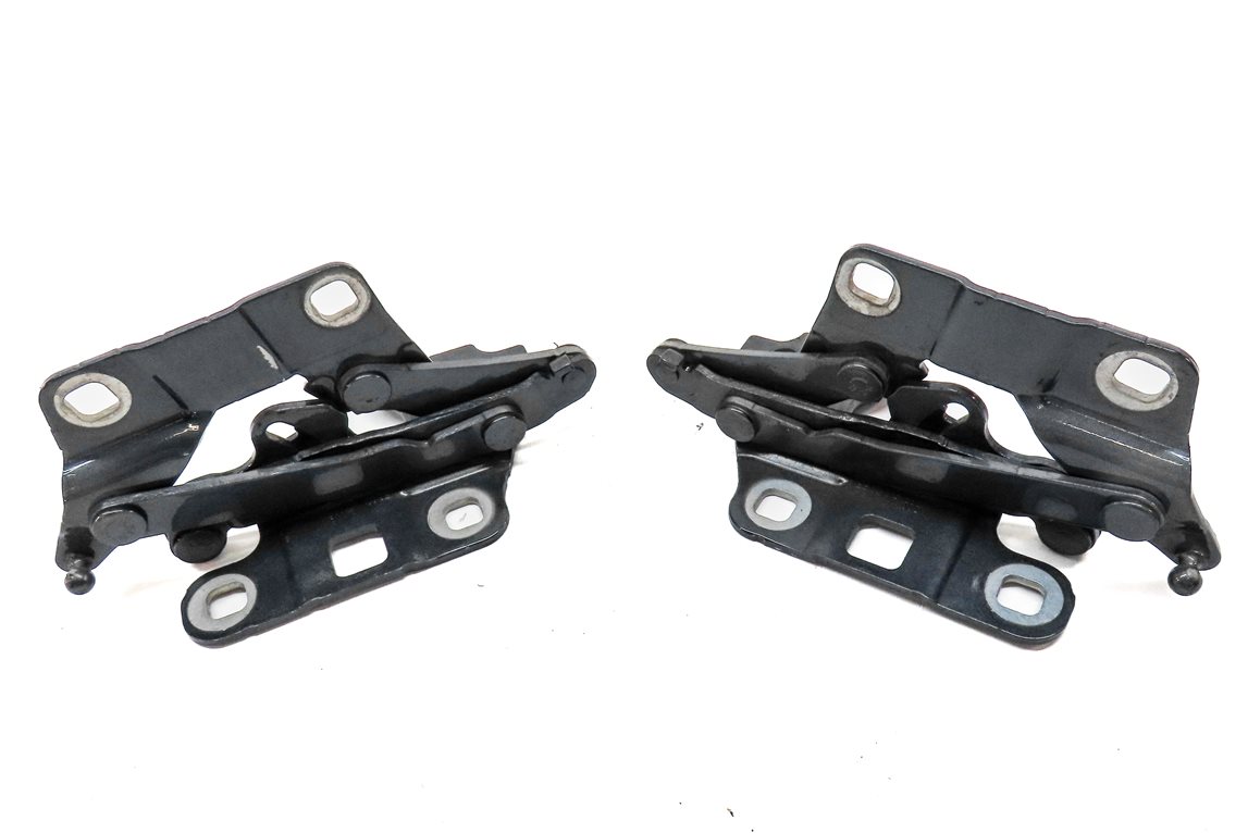 Thumbnail 2: 12-19 MERCEDES GL ML (W166 X166) FRONT LEFT & RIGHT HOOD HINGE SET (Gray)