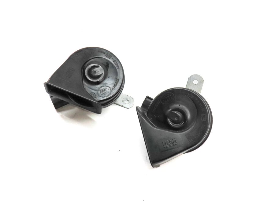 Thumbnail 1: 13-19 MERCEDES GL ML GLE GLS CLASS (W166 X166) HIGH & LOW TONE SAFETY HORN SET-2