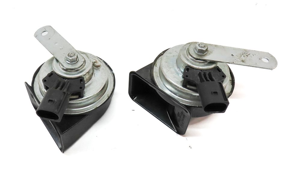 Thumbnail 4: 13-19 MERCEDES GL ML GLE GLS CLASS (W166 X166) HIGH & LOW TONE SAFETY HORN SET-2