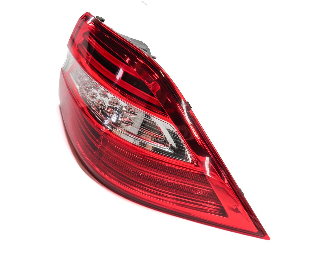 Thumbnail 4: 12-15 MERCEDES ML-CLASS (W166) REAR RIGHT PASSENGER LED TAILLIGHT BRAKE LIGHT