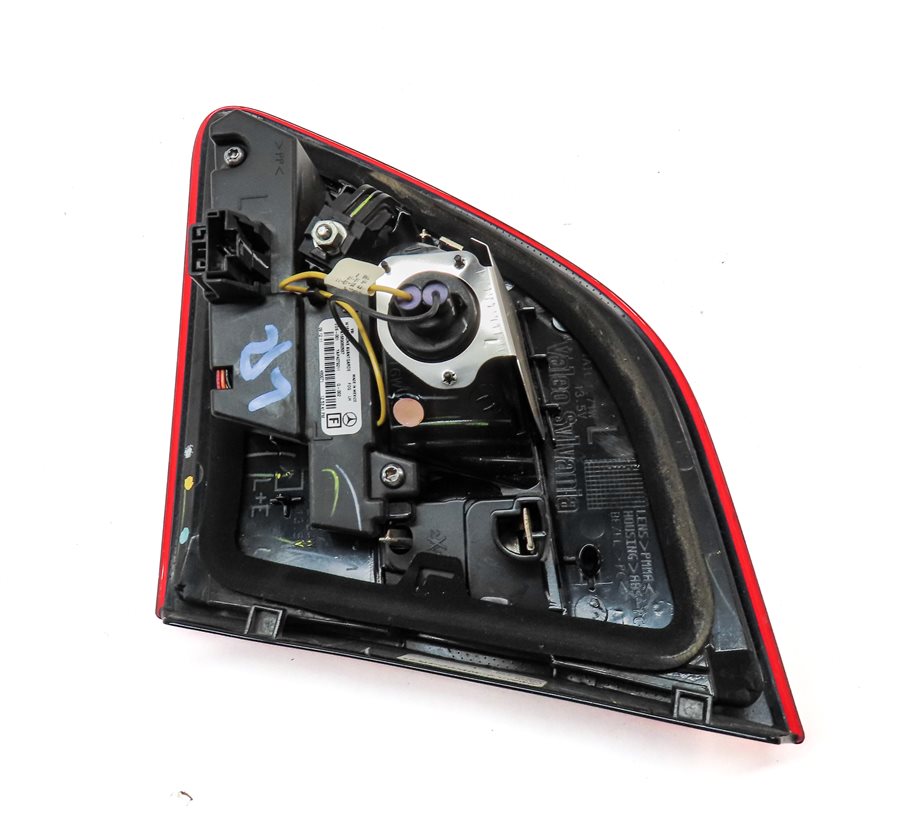 Thumbnail 5: 2012-2015 MERCEDES ML CLASS (W166) LEFT DRIVER REAR INNER TAILLIGHT LIGHT LAMP