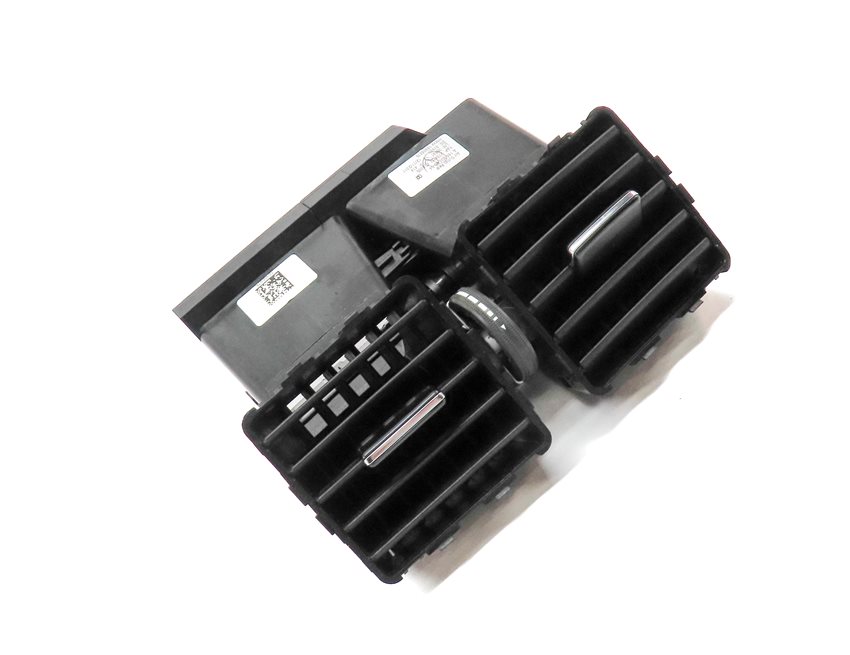 Thumbnail 3: 2012 MERCEDES ML350 (W166) REAR CENTER CONSOLE HEAT AIR AC DUAL VENT (Black)