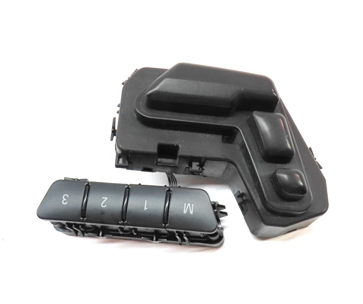 Thumbnail 4: 12-18 CLA G GL ML C117 W166 W242 W463 X166 FRONT LEFT DRIVER MEMORY SEAT SWITCH