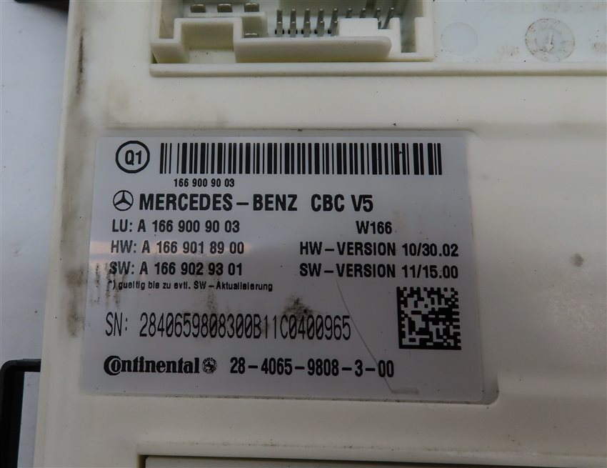 Thumbnail 4: 2012 MERCEDES ML350 ML550 ML63 (W166) FRONT SIGNAL ACQUISITION MODULE (SAM)