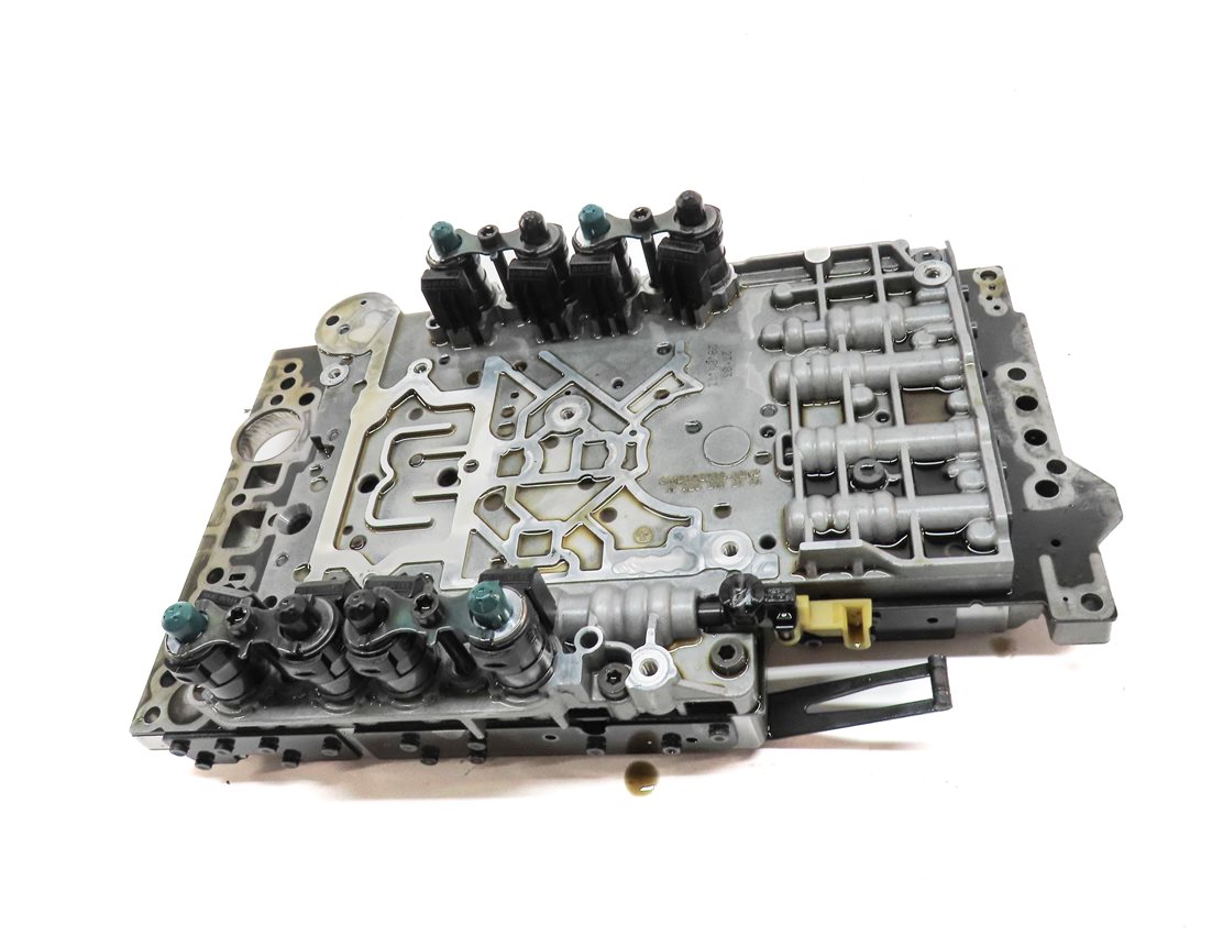 Thumbnail 2: 12-13 MERCEDES ML350 R350 (W166 R251) 722.9 A/T TRANSMISSION VALVE BODY BLOCK