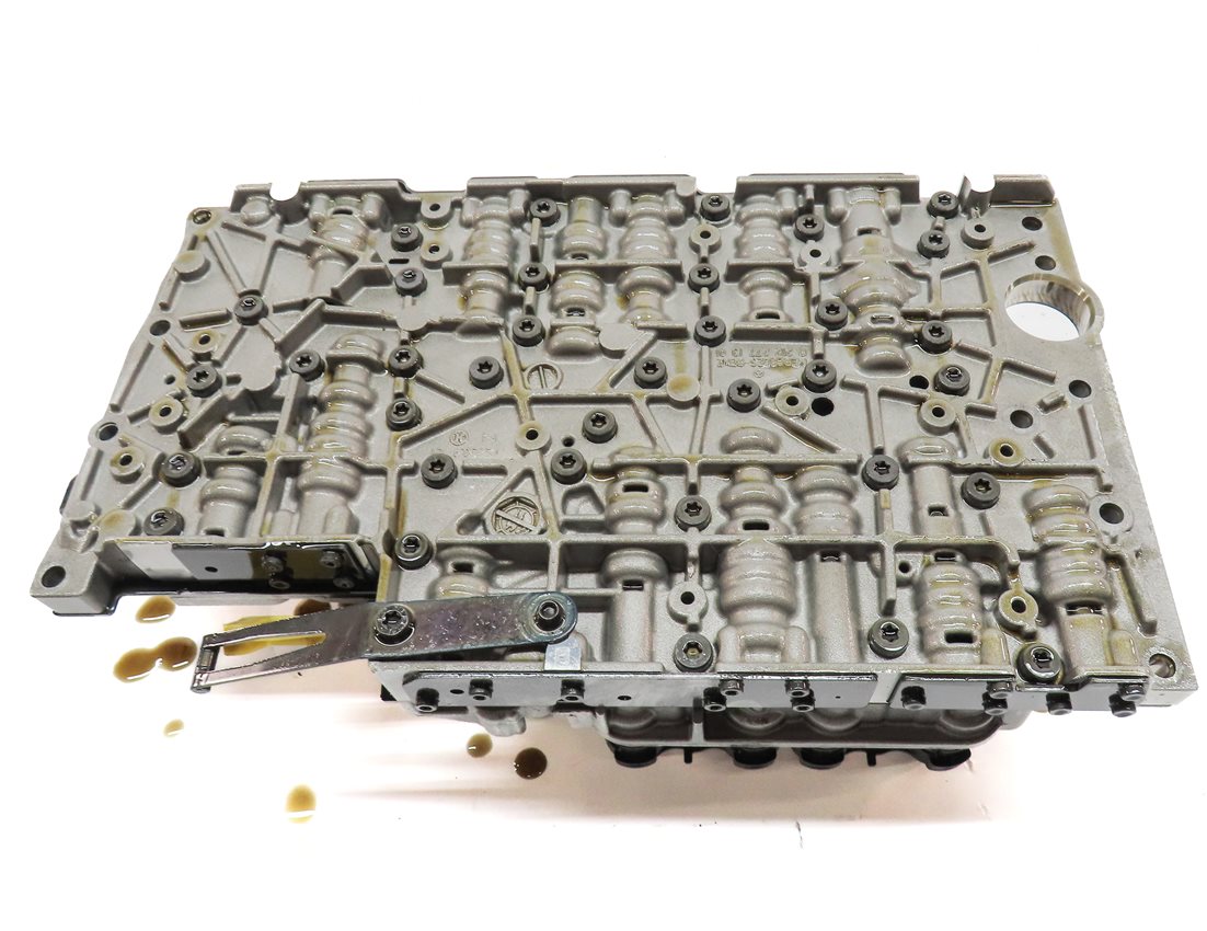 Thumbnail 6: 12-13 MERCEDES ML350 R350 (W166 R251) 722.9 A/T TRANSMISSION VALVE BODY BLOCK