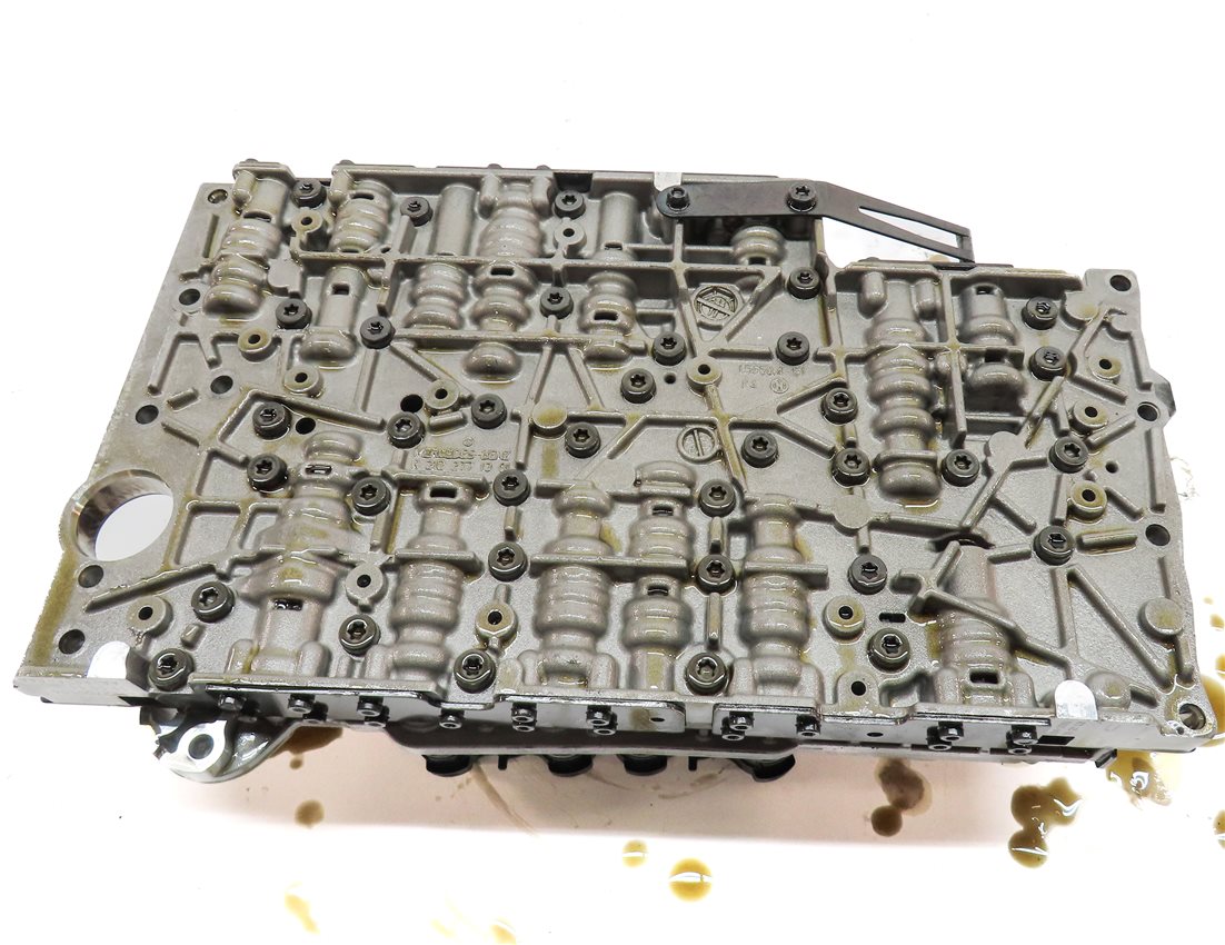 Thumbnail 7: 12-13 MERCEDES ML350 R350 (W166 R251) 722.9 A/T TRANSMISSION VALVE BODY BLOCK