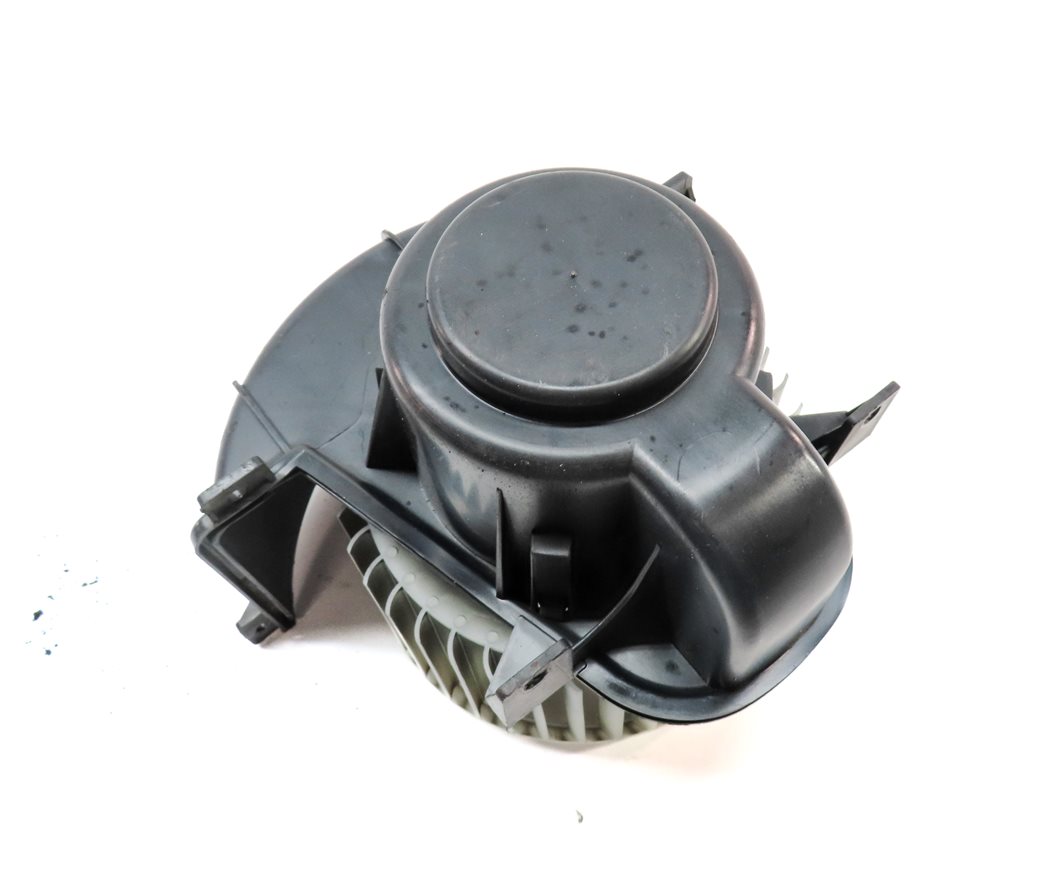 Thumbnail 5: 2011-2015 AUDI Q7 (4L) FRONT HVAC HEATER A/C BLOWER FAN MOTOR