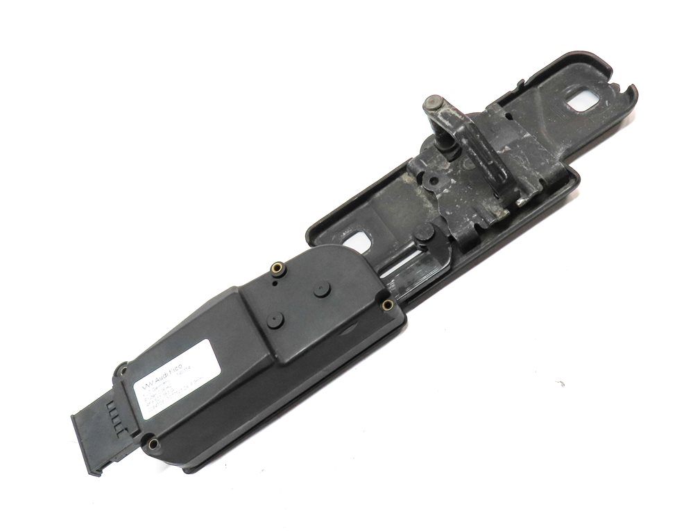 Thumbnail 3: 14 AUDI Q7 (4L) REAR TRUNK TAILGATE LIFTGATE HATCH LATCH STRIKER MOTOR ACUTATOR