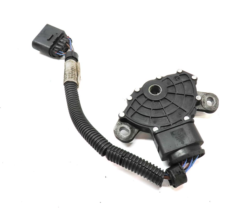 Thumbnail 4: 2014 AUDI Q7 (4L) 3.0L SUPER (CTWB) ENGINE NEUTRAL SAFETY SWITCH w/ HARNESS