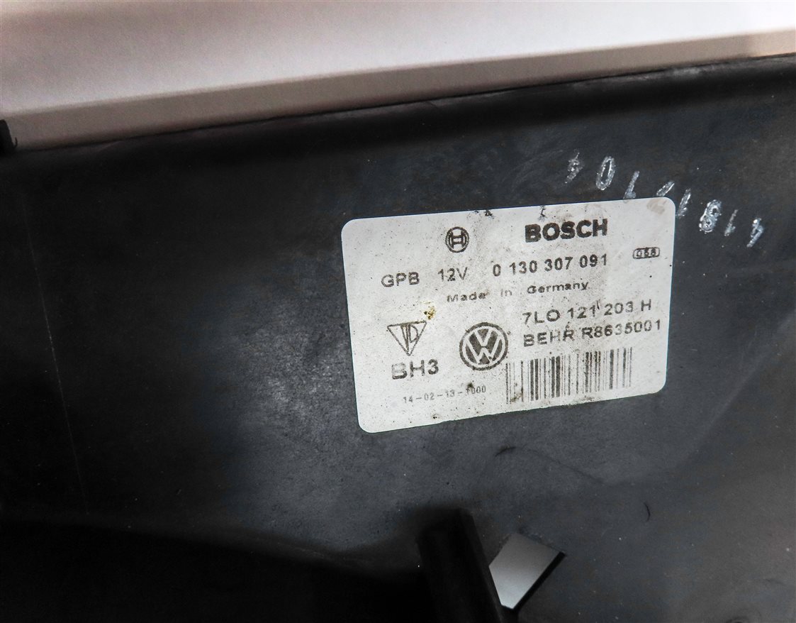 Thumbnail 7: 11-15 AUDI Q7 (4L) 3.0L ENGINE RADIATOR COOLING FAN (FOR MODELS w/ HITCH OPTION)