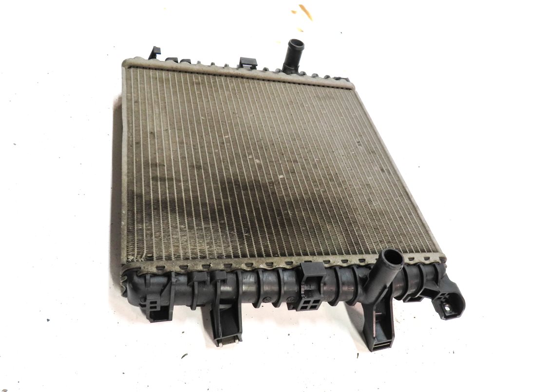 Thumbnail 4: 2011-2015 AUDI Q7 (4L) 3.0L SUPERCHARGED ENGINE SECONDARY AUXILIARY RADIATOR
