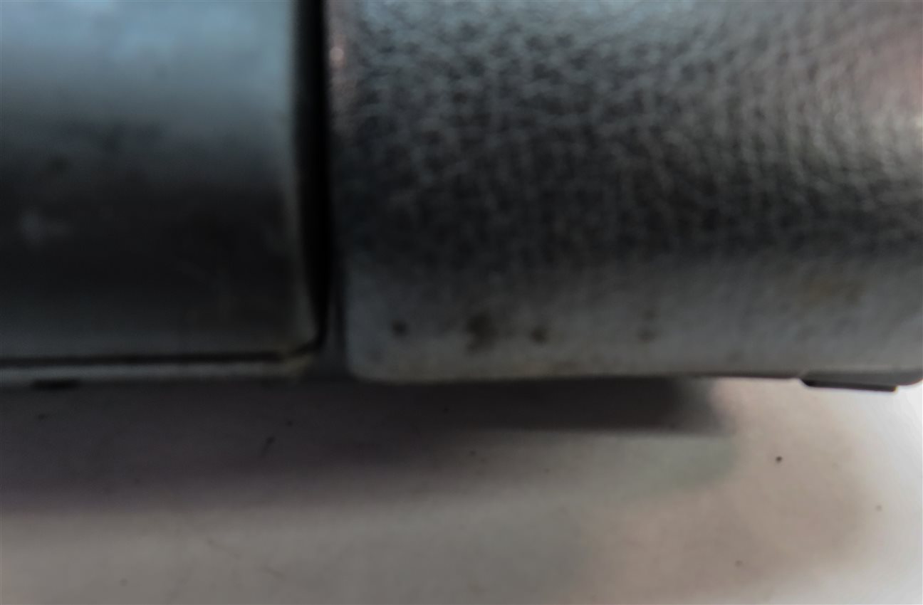 Thumbnail 11: 07-15 AUDI Q7 (4L) FRONT CENTER CONSOLE ARMREST CUP HOLDER COMPARTMENT(Black)