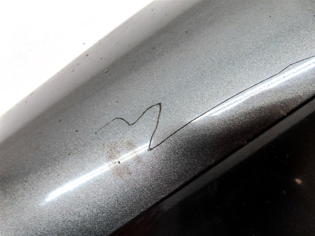 Thumbnail 11: 10-15 AUDI Q7 (4L) FRONT LEFT DRIVER LOWER EXTERIOR DOOR TRIM MOULDING (Gray)
