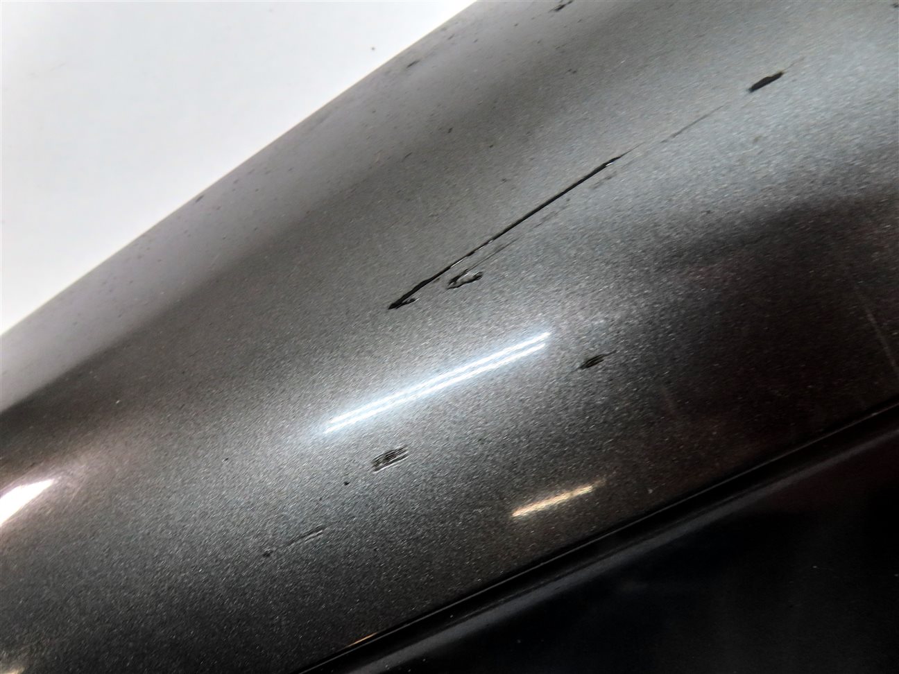 Thumbnail 12: 10-15 AUDI Q7 (4L) FRONT LEFT DRIVER LOWER EXTERIOR DOOR TRIM MOULDING (Gray)