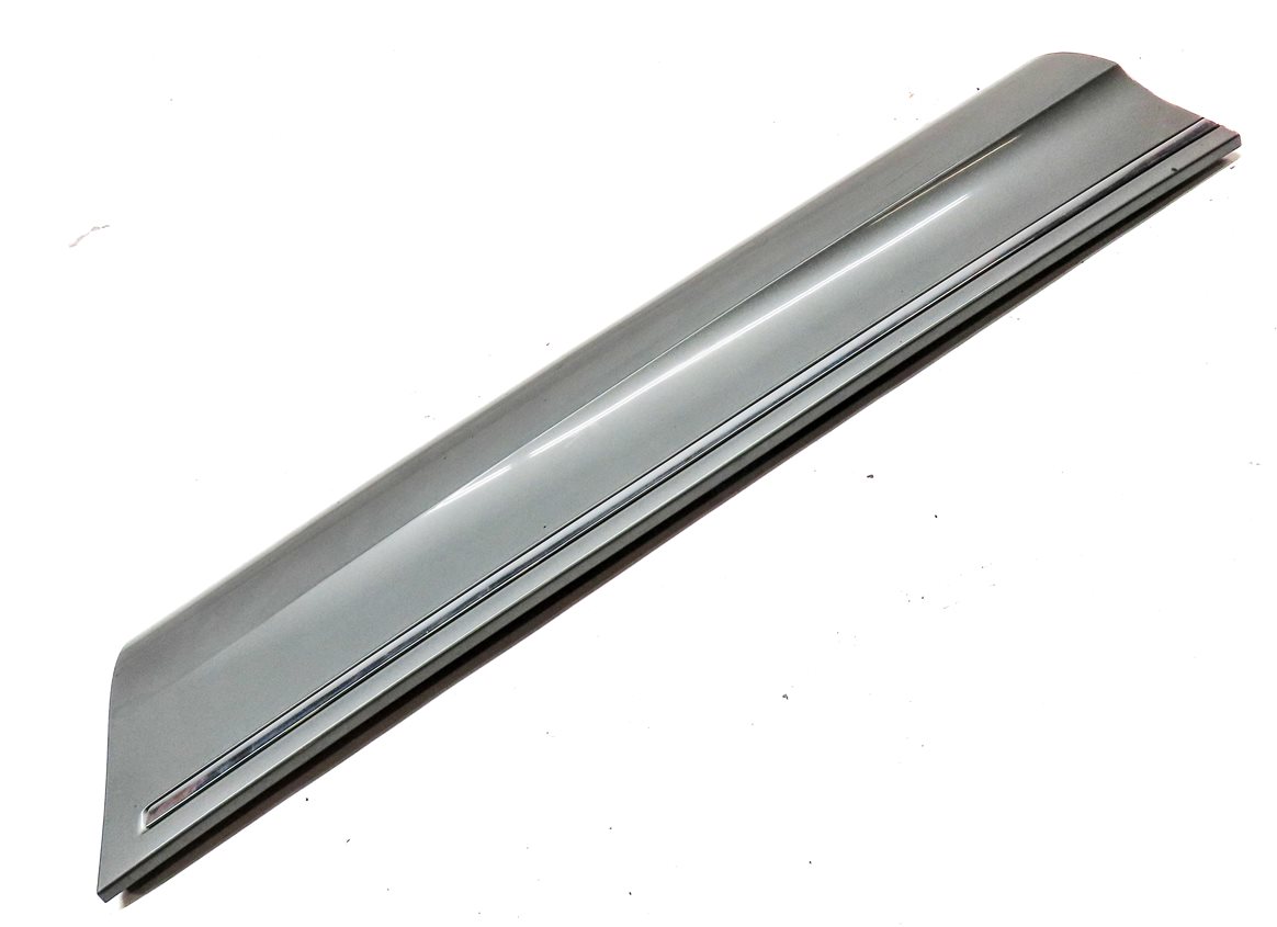 Thumbnail 3: 2010-2015 AUDI Q7 (4L) REAR LEFT LOWER DOOR MOULDING TRIM PANEL (Gray)
